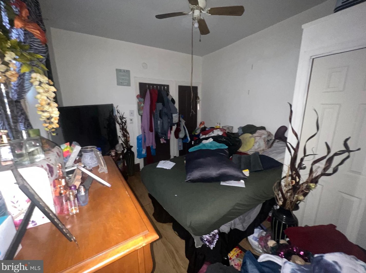 3534 Warnock St, Philadelphia, PA 19140-4316