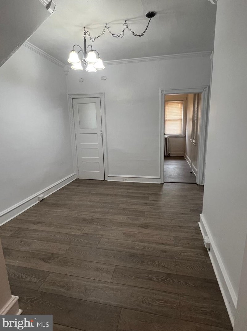 4221 Romain St, Philadelphia, PA 19124-4526
