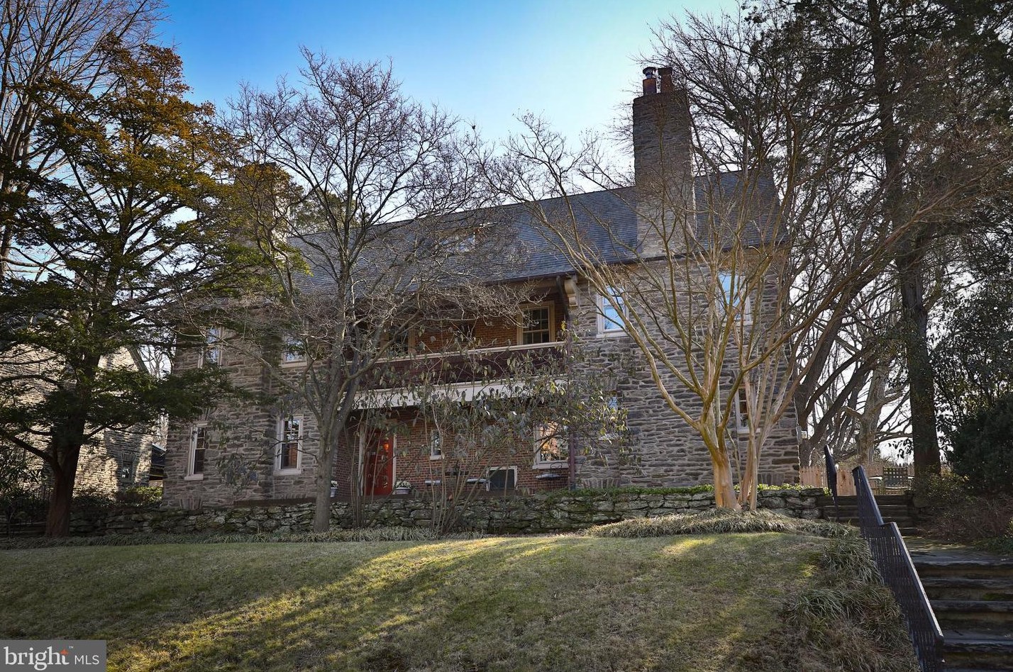 400 Gowen Ave, Philadelphia, PA 19119-1024