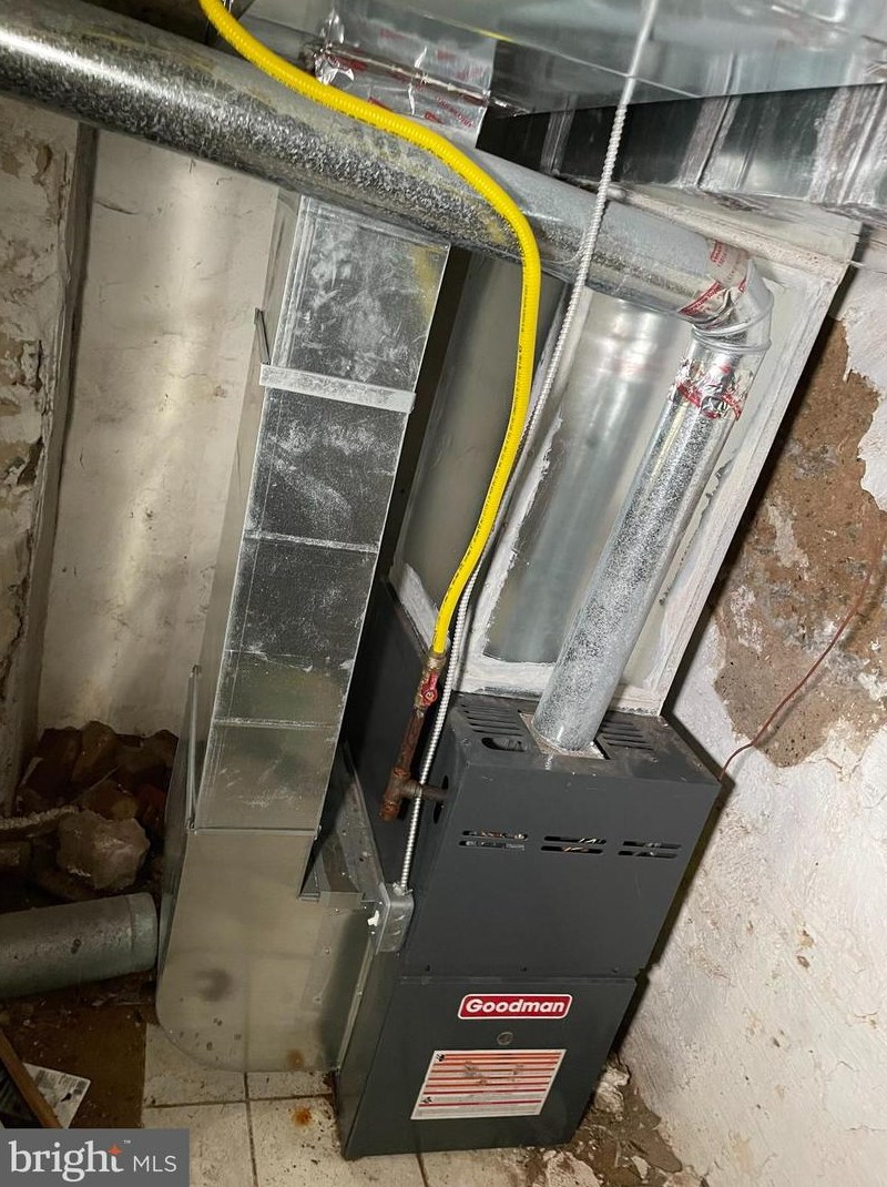 462 Mechanic St, Philadelphia PA 19144-1118 exterior