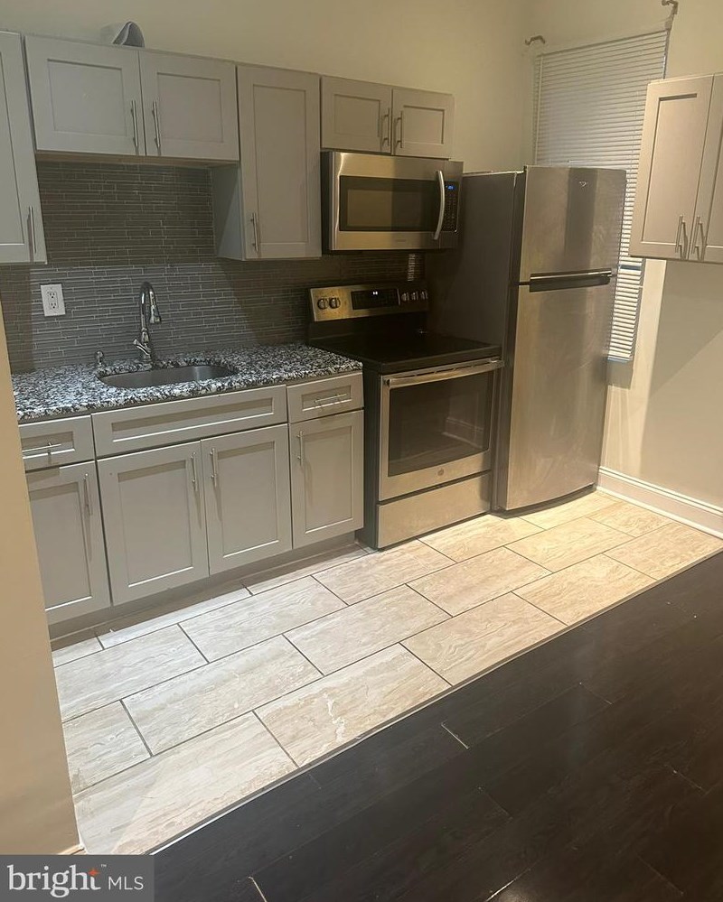 1824 54th St, Philadelphia PA  19143-5715 exterior