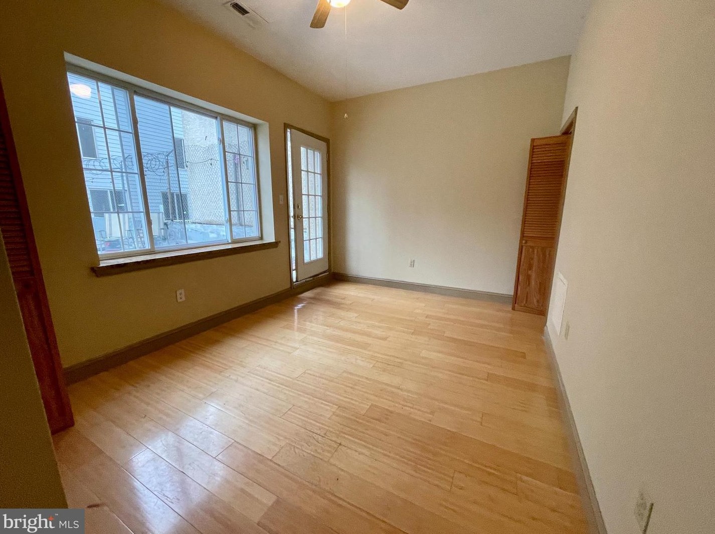 2335 Ellsworth St #3, Philadelphia, PA 19146