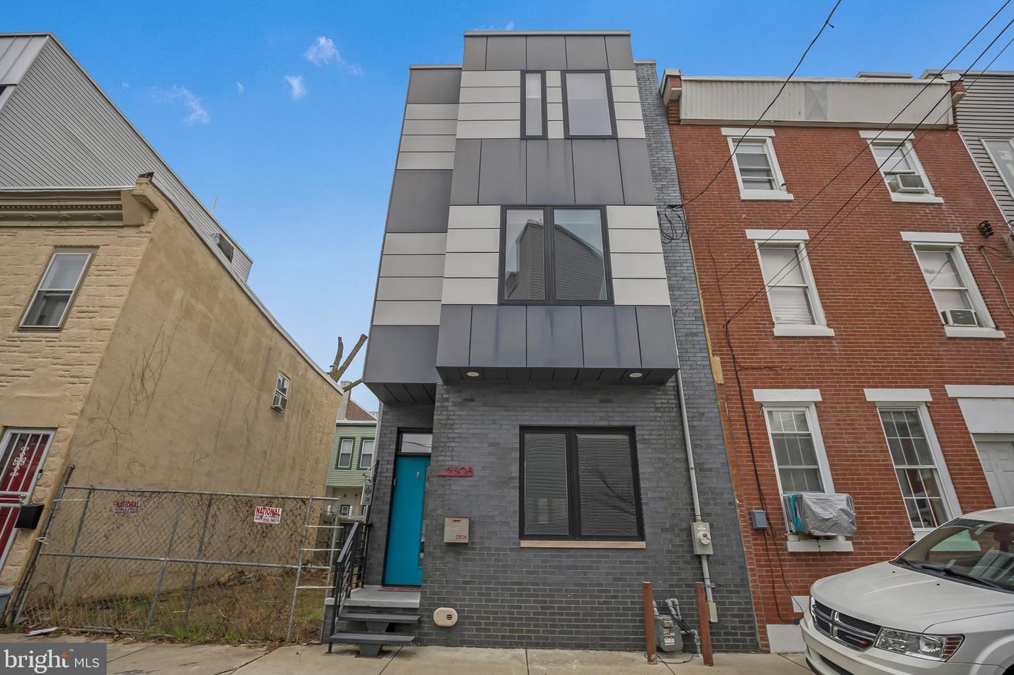 2308 Collins St, Philadelphia, PA 19125