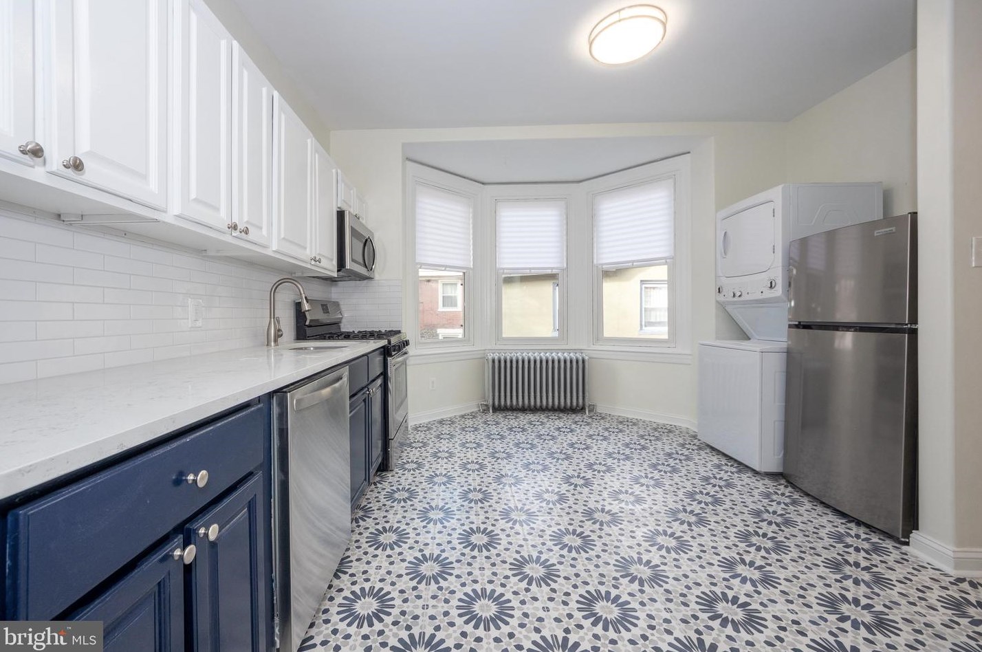 5214 Greene St #2, Philadelphia, PA 19144