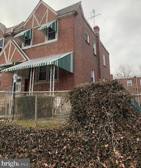 1619 Woodbrook Ln, Philadelphia, PA 19150-1021