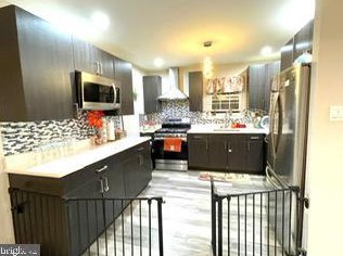 7523 Alma St, Philadelphia PA  19111-3830 exterior