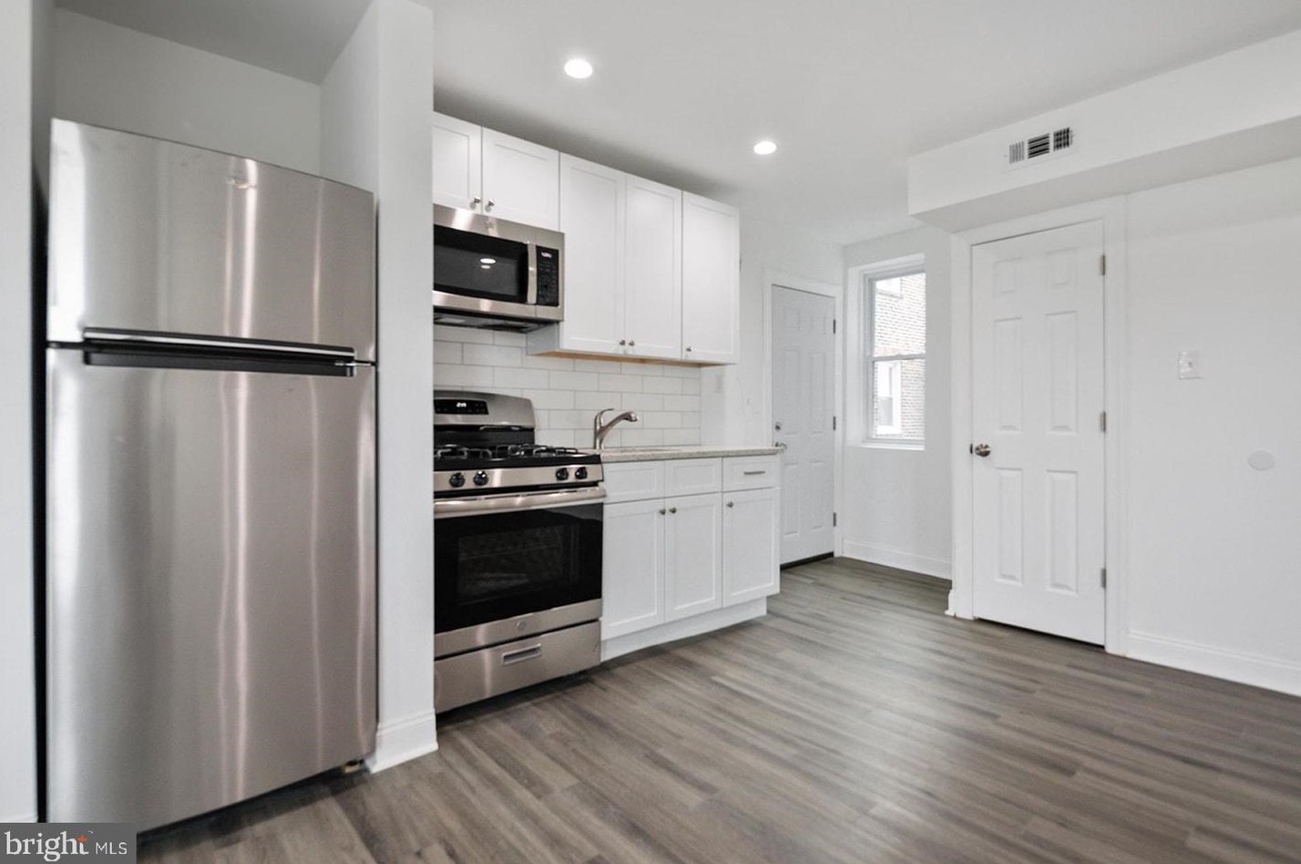 274 S 58th St #a, Philadelphia, PA 19139