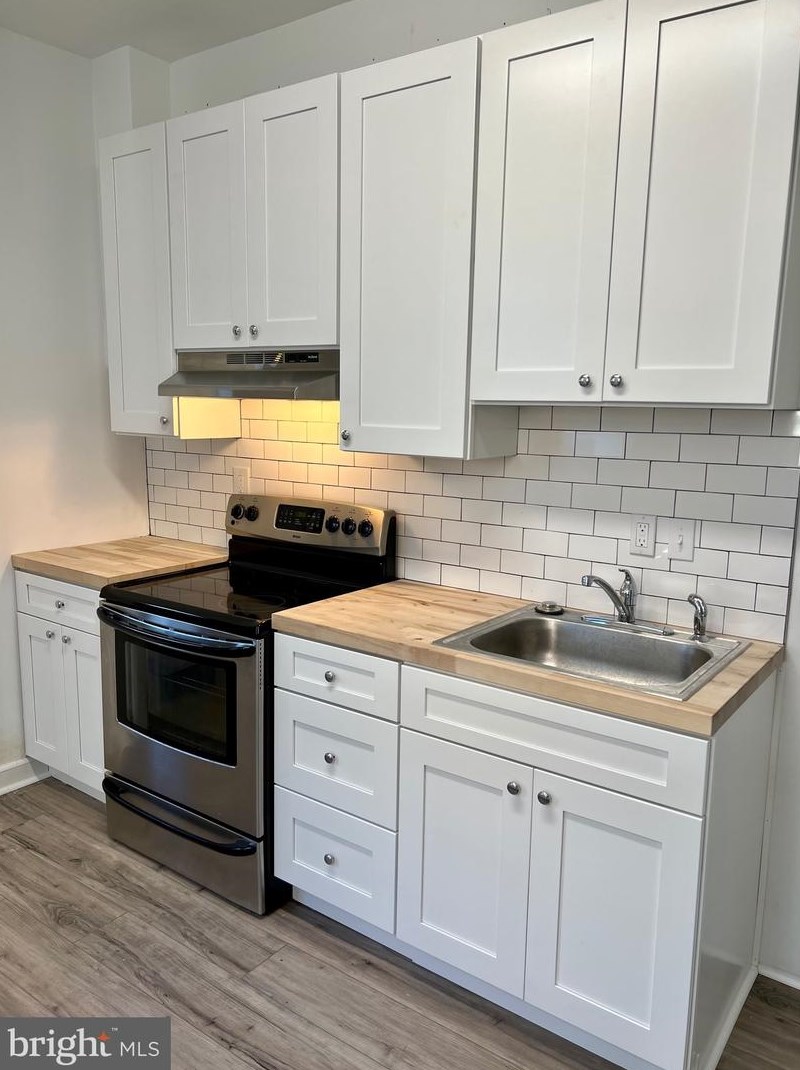 4821 Unruh Ave, Philadelphia PA  19135-2809 exterior