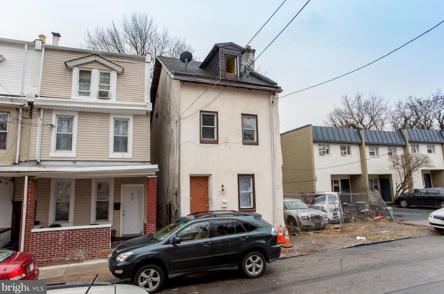 420 Mechanic St, Philadelphia, PA 19144-1120