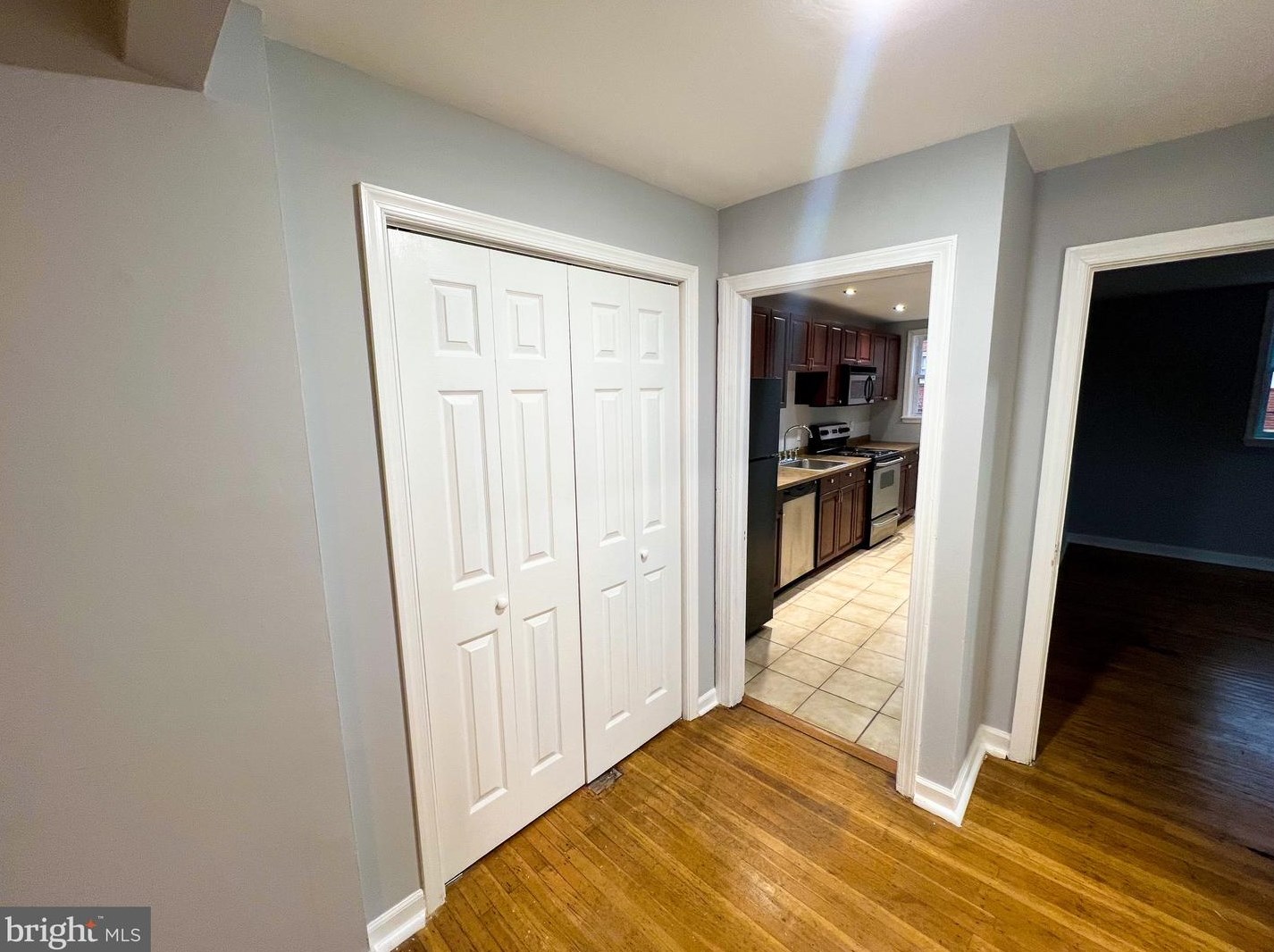 7701 Gilbert St #1, Philadelphia, PA 19150