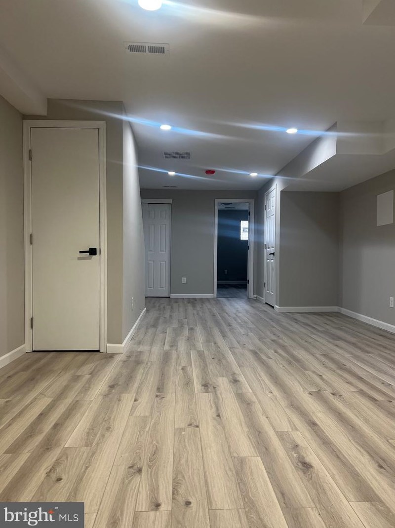 2440 75th Ave, Philadelphia PA  19138-1318 exterior