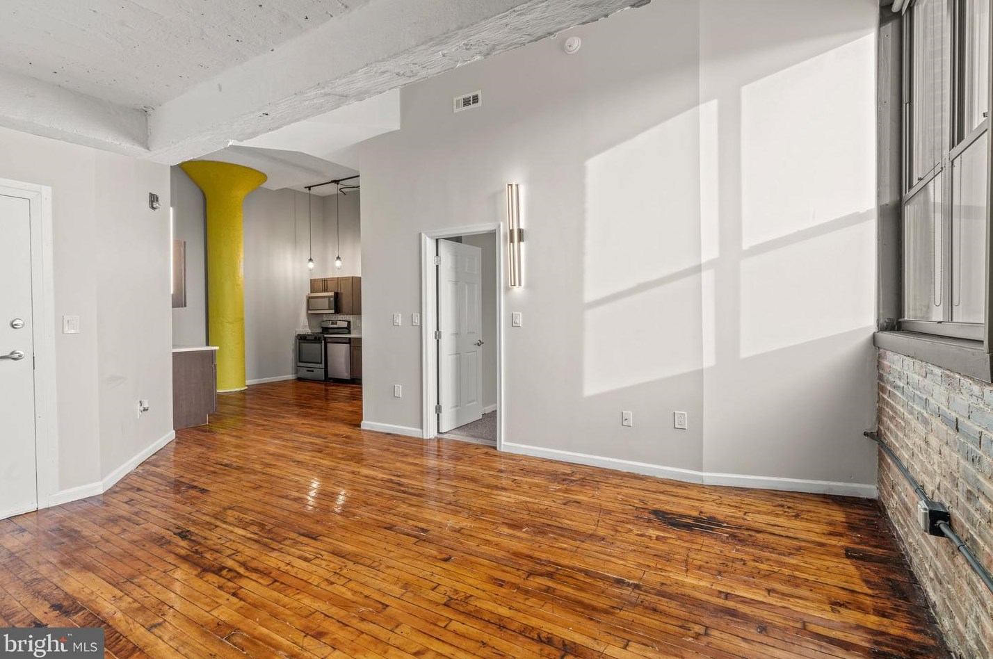 1217 Spring Garden St Apt 304, Philadelphia, PA 19123