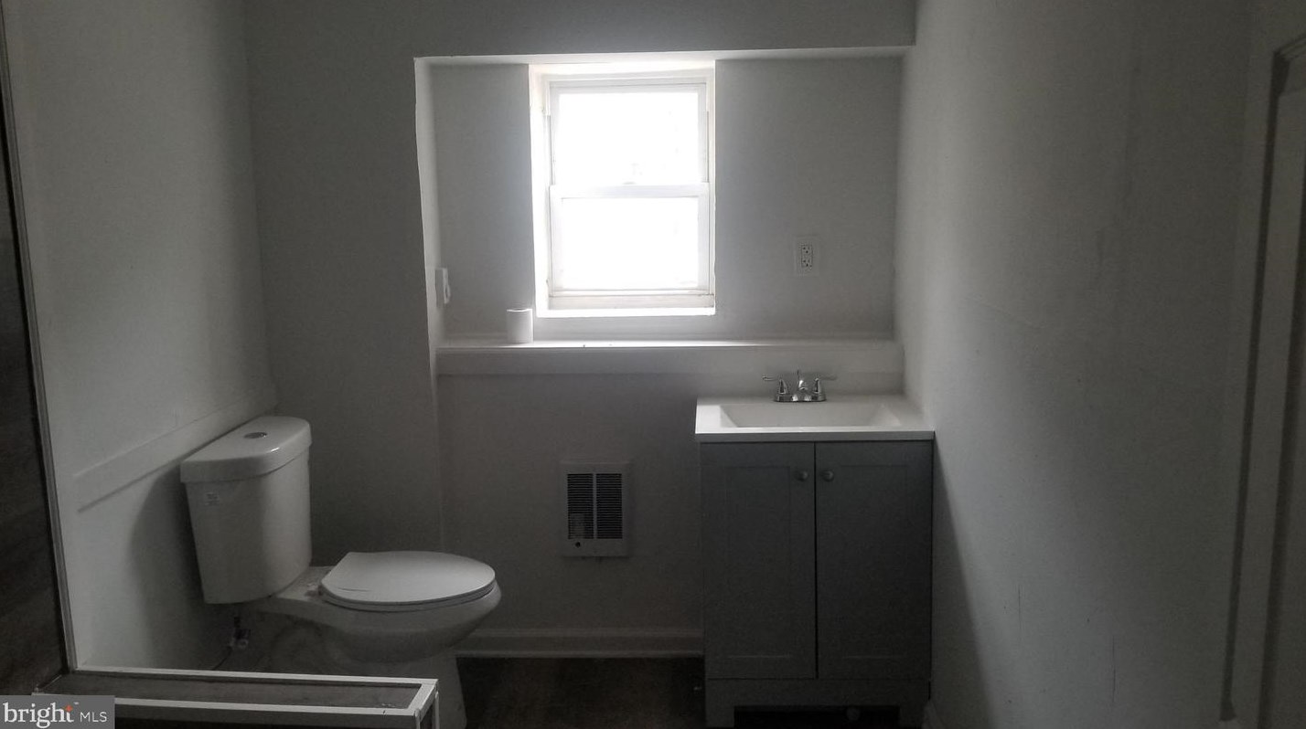 5800 Stockton Rd, Philadelphia PA  19138-1902 exterior