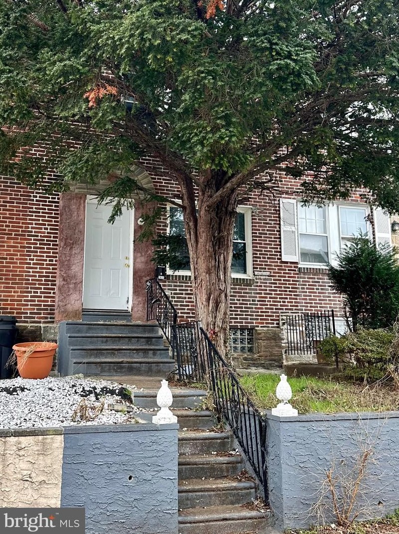1830 Glenifer St, Philadelphia, PA 19141-1012