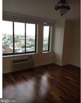 2001 Hamilton St #1805, Philadelphia, PA 19130