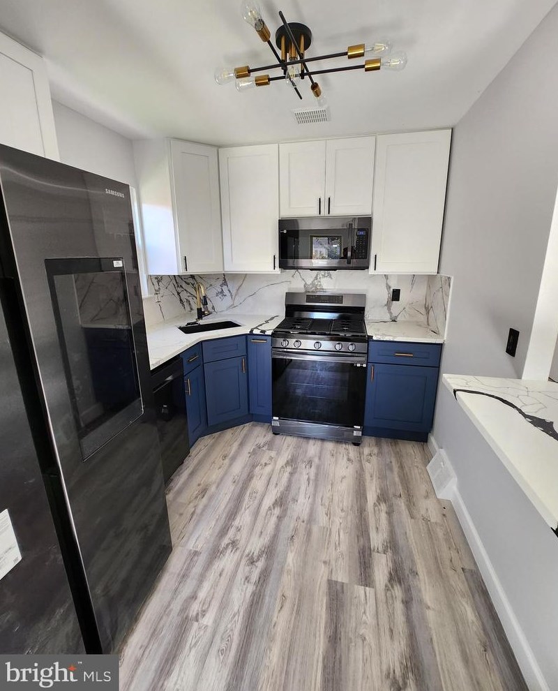 1715 Tracey St # A, Philadelphia, PA