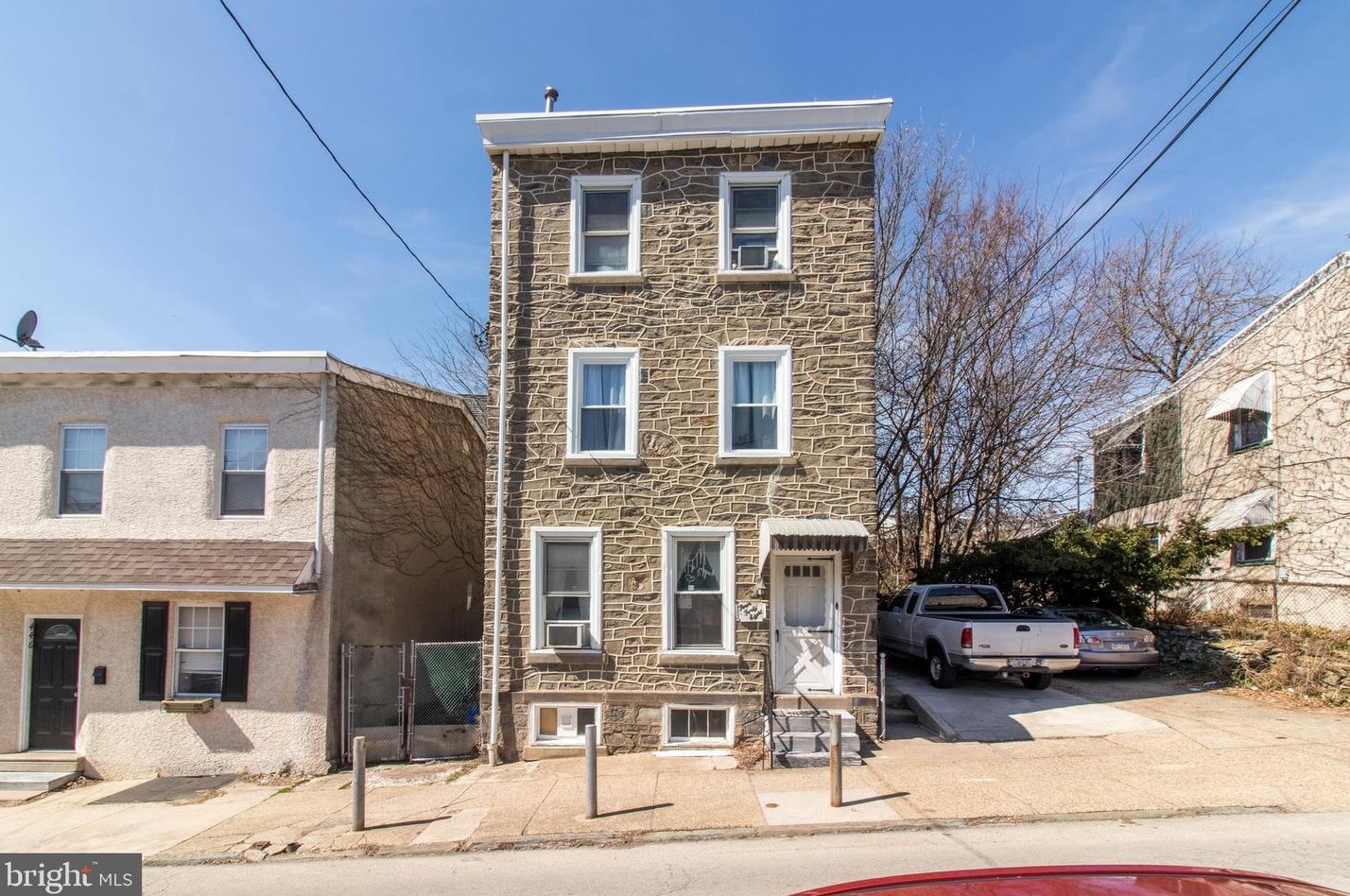 448 Krams Ave #1, Philadelphia, PA 19128