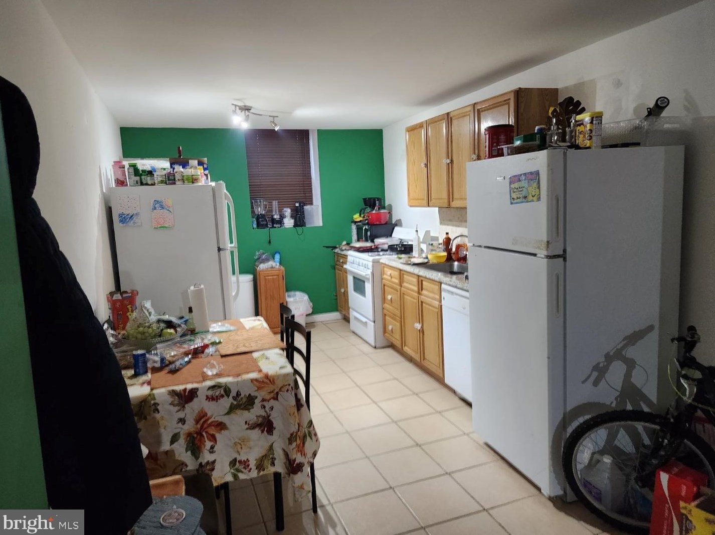 2637 7th St, Philadelphia, PA 19148-4609