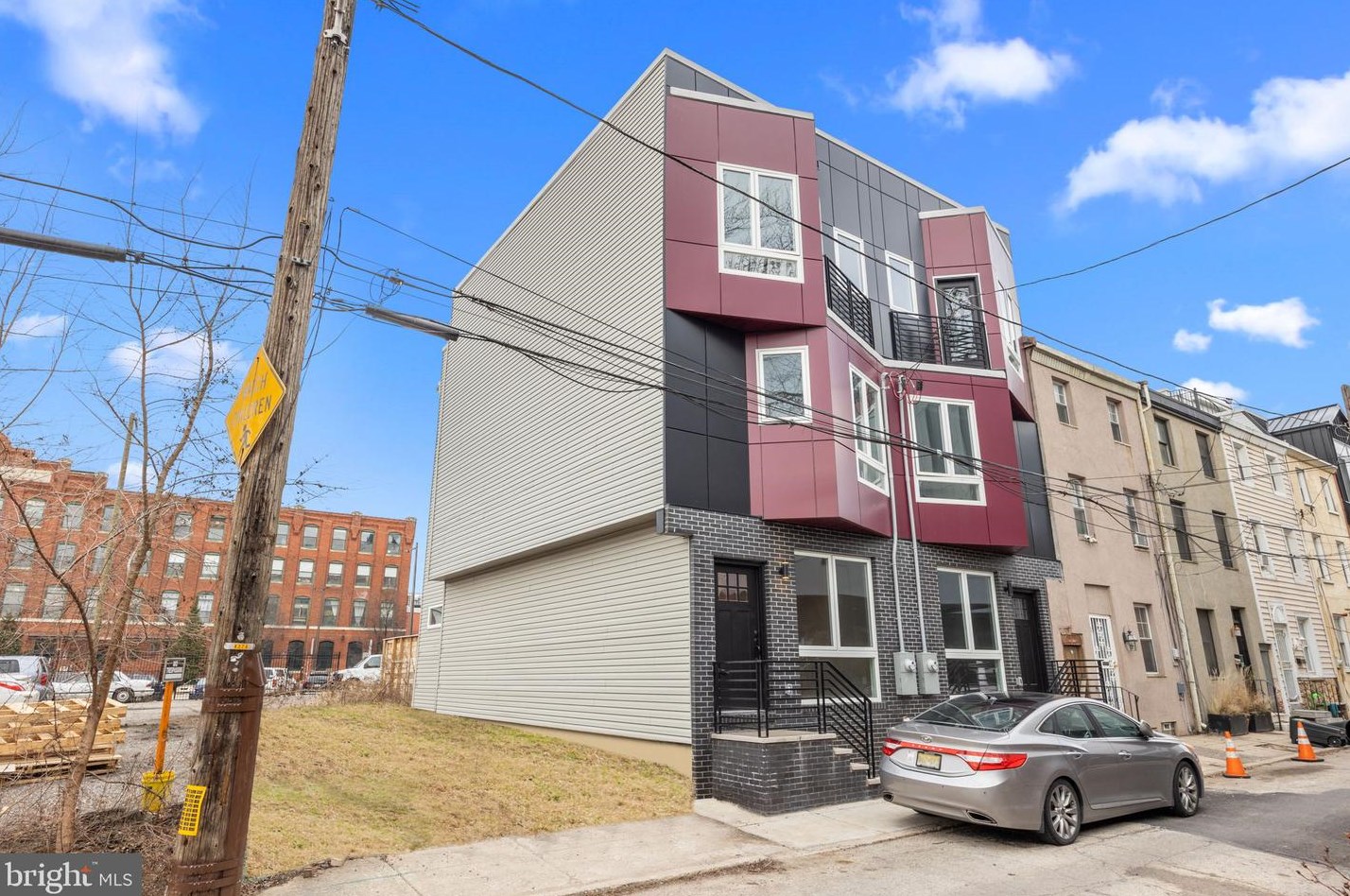1418 Philip St, Philadelphia, PA 19122-3808