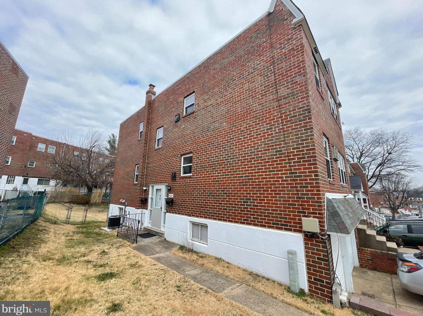 4237 Carteret Dr #1, Philadelphia, PA 19114