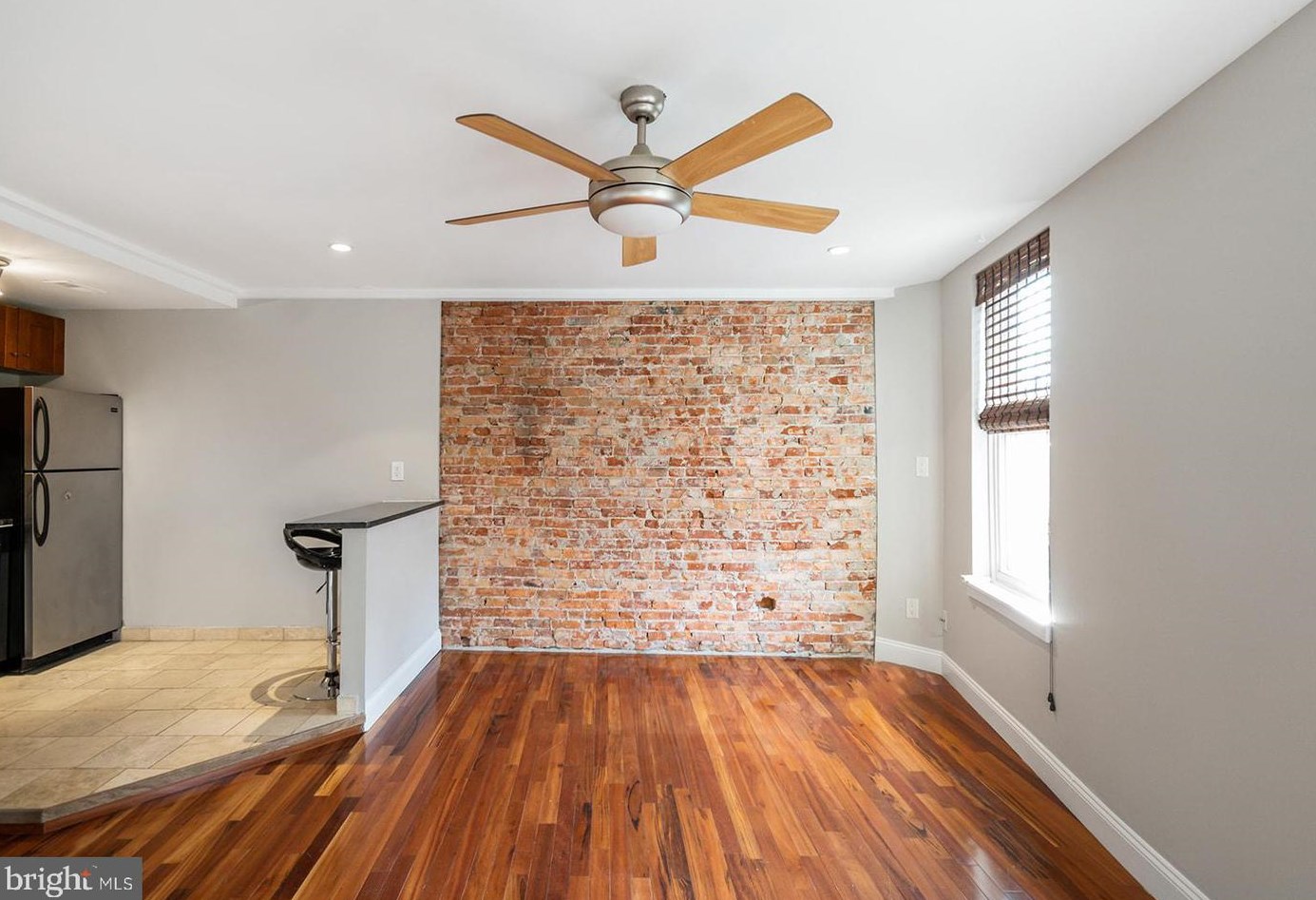 213 Christian St Apt 3, Philadelphia, PA 19147