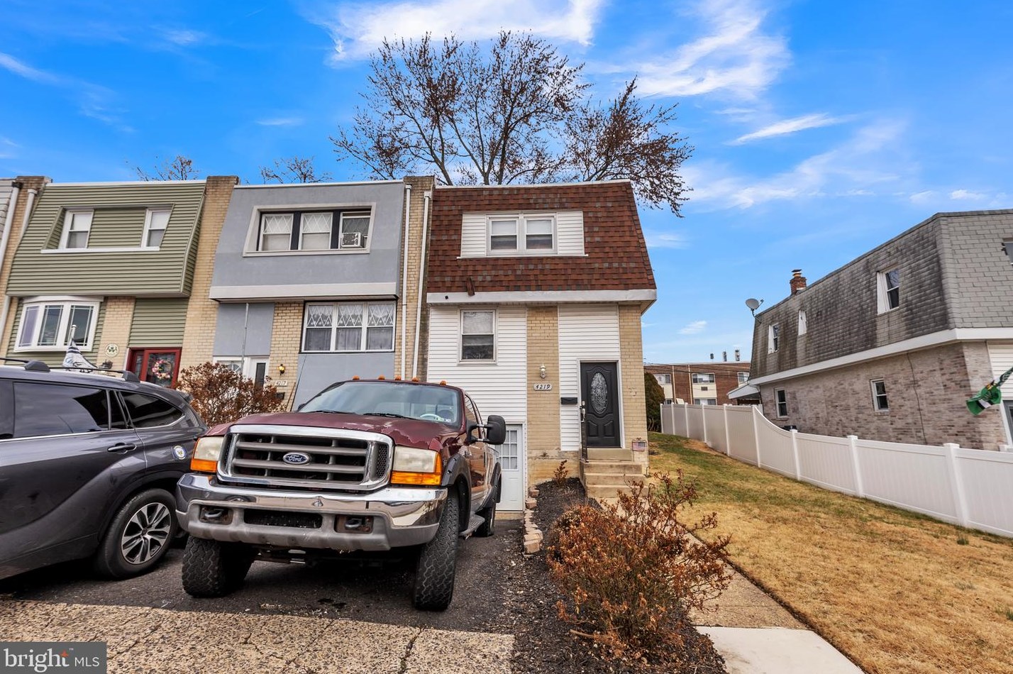 4219 Whiting Rd, Philadelphia PA  19154-2808 exterior