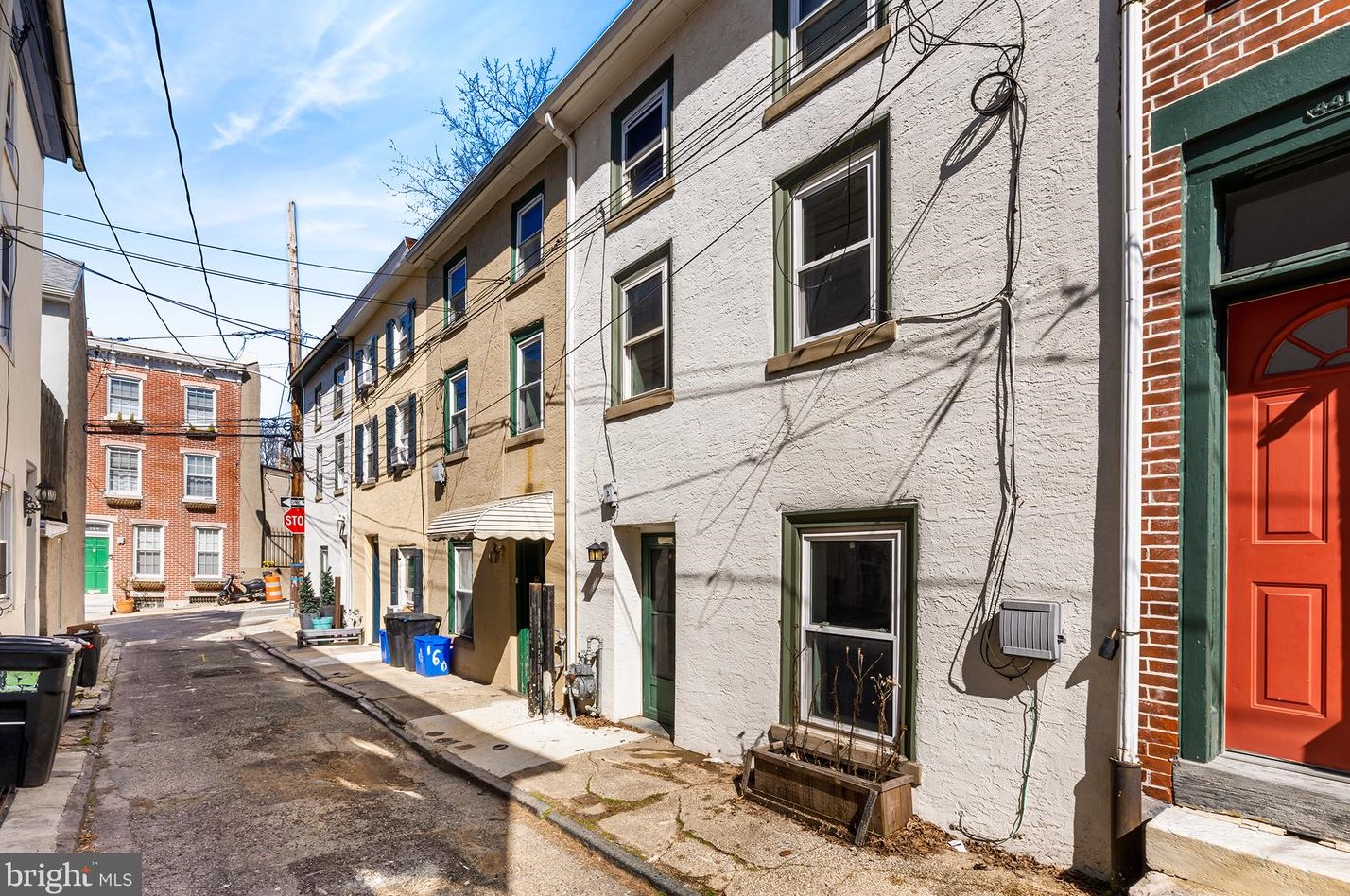 4417 Mansion St, Philadelphia, PA 19127-1313