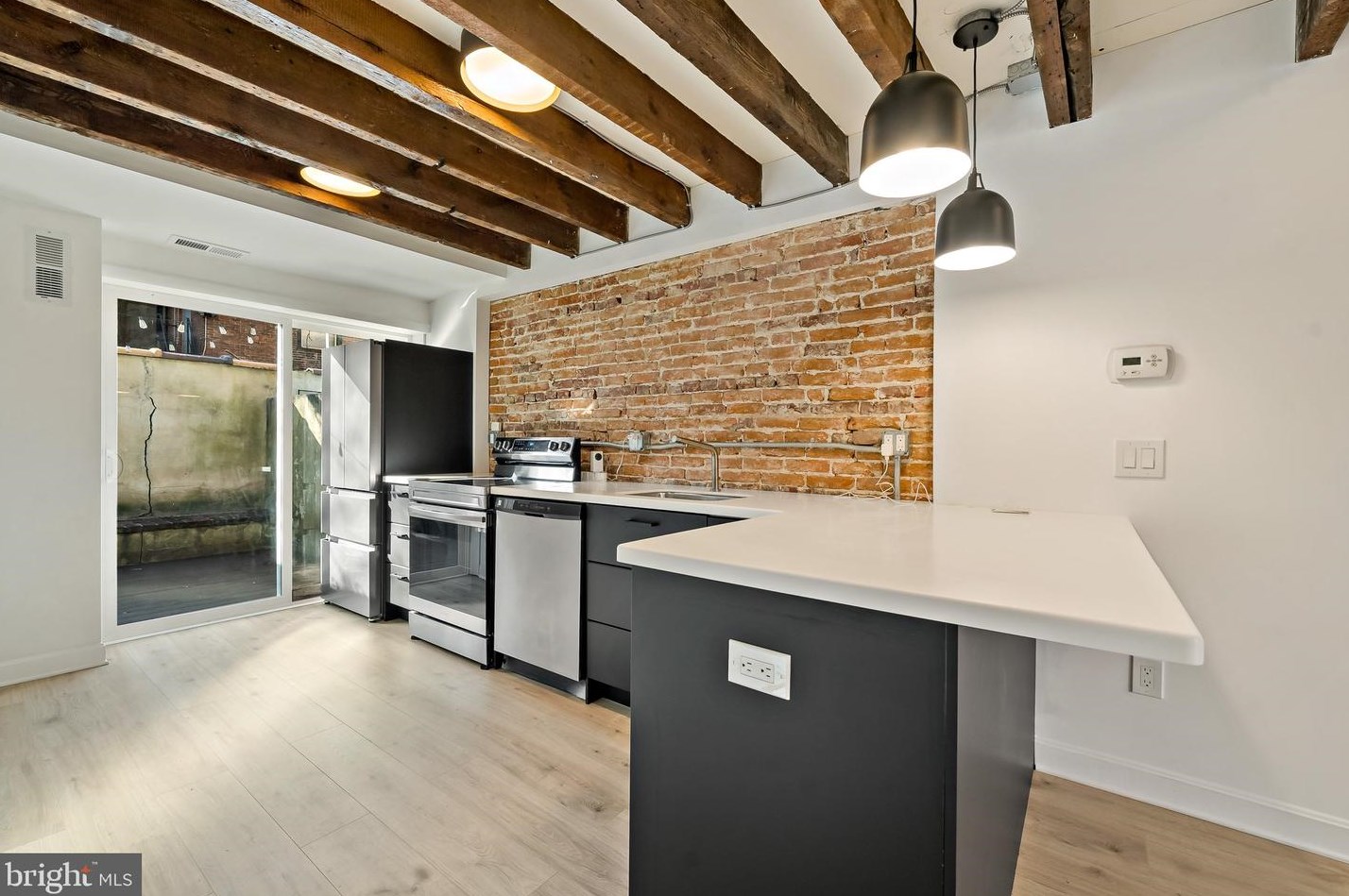 1026 Irving St, Philadelphia, PA 19107