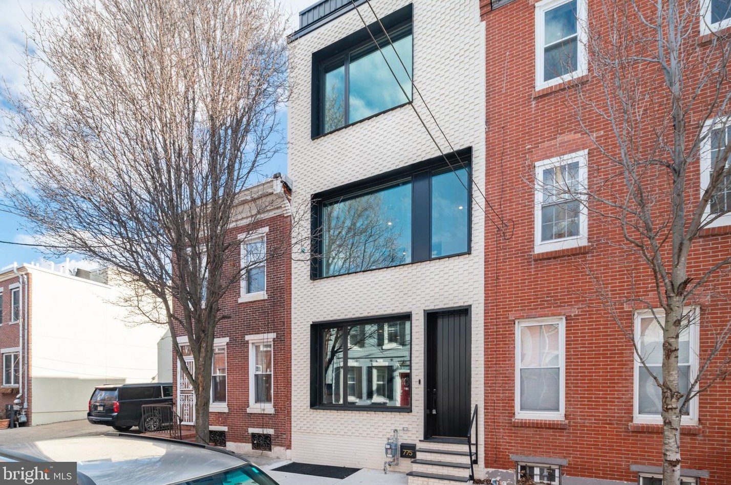 775 S Cleveland St, Philadelphia, PA 19146