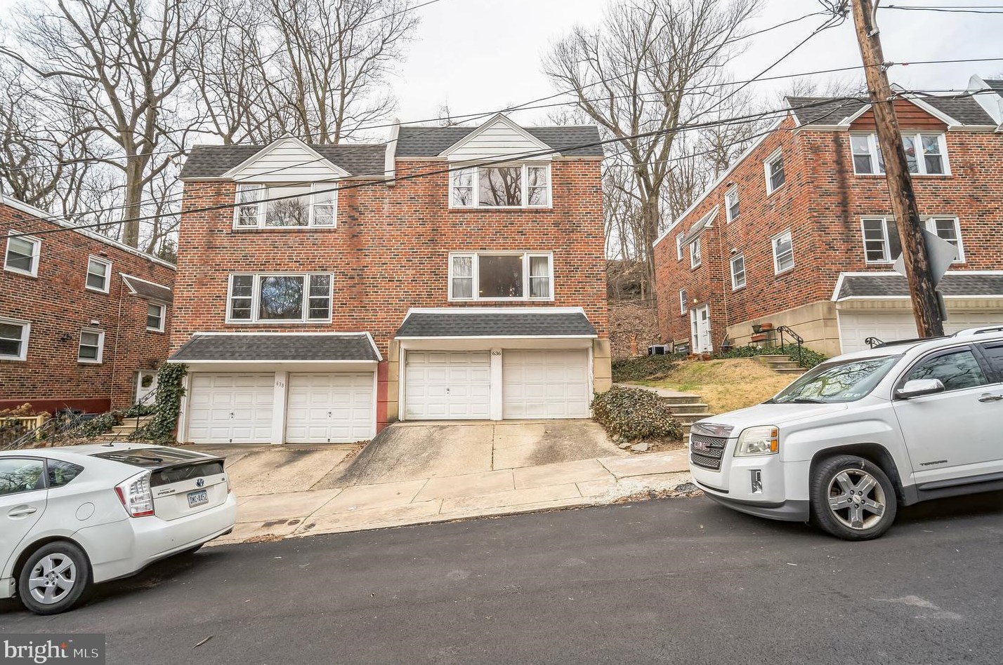 636 Green Ln #1, Philadelphia, PA 19128
