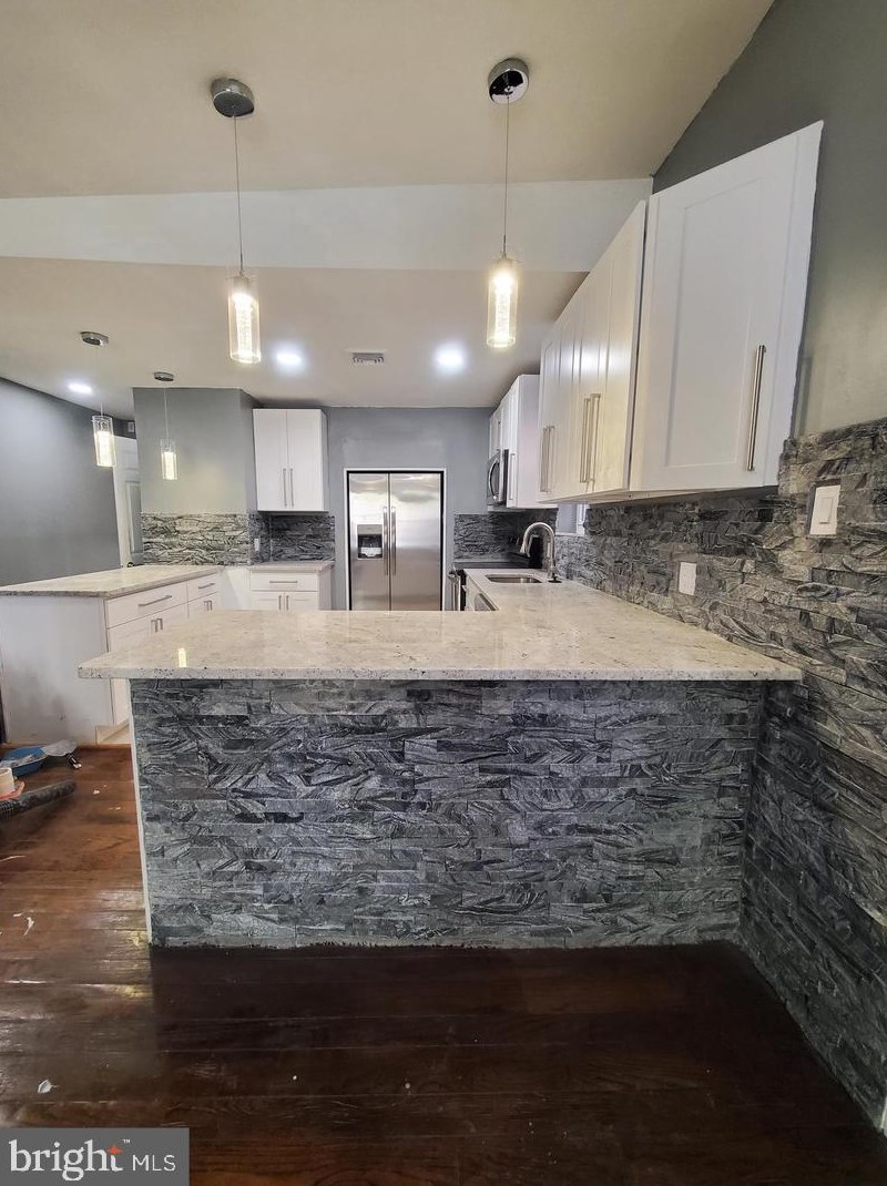 620 Rodman St, Philadelphia, PA 19147-1421