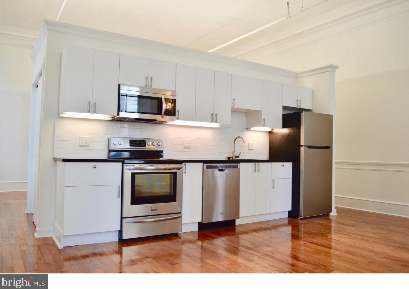 1300 Spruce St #1b, Philadelphia, PA 19107