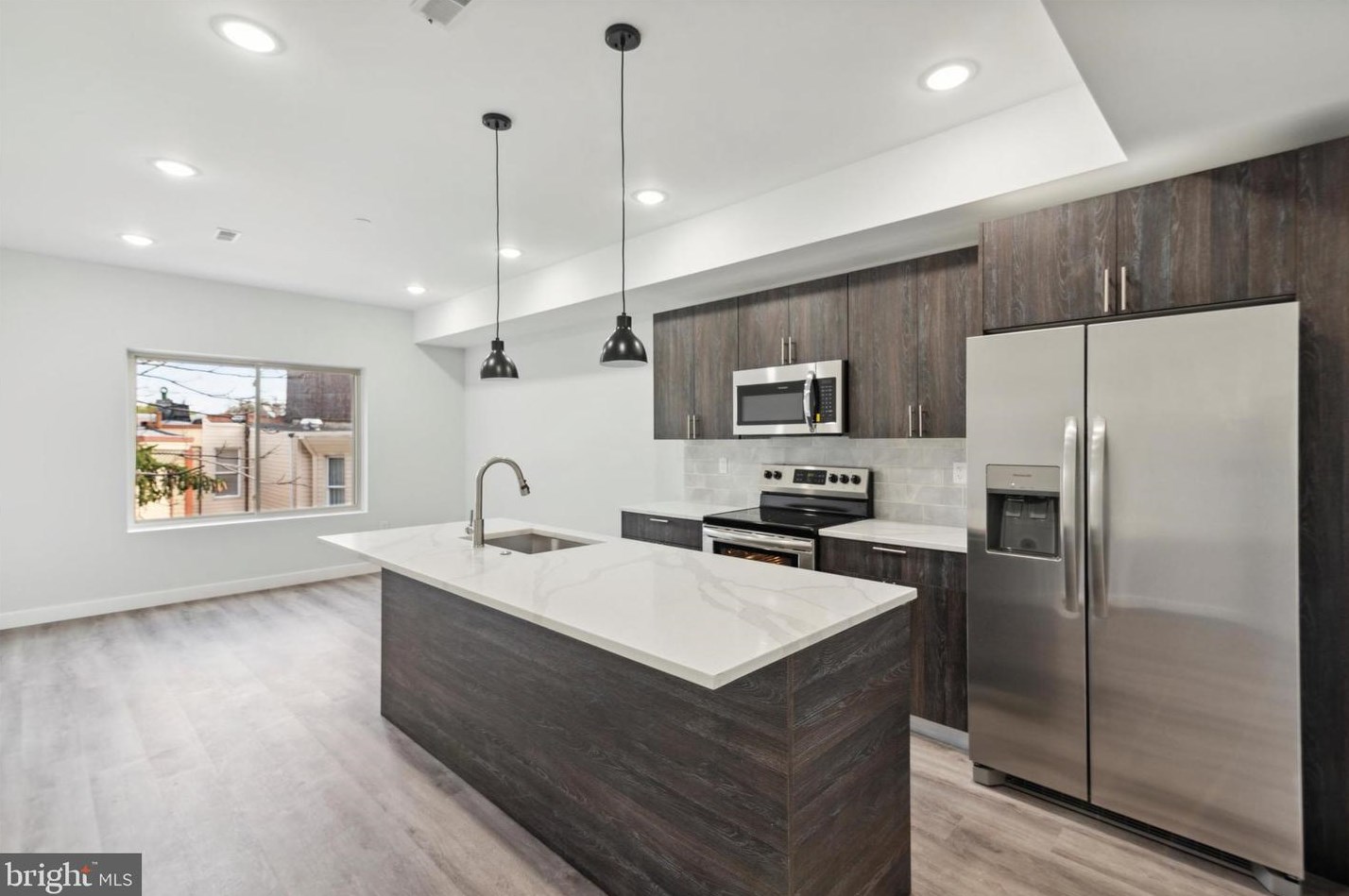 2453 N 6th St #2, Philadelphia, PA 19133