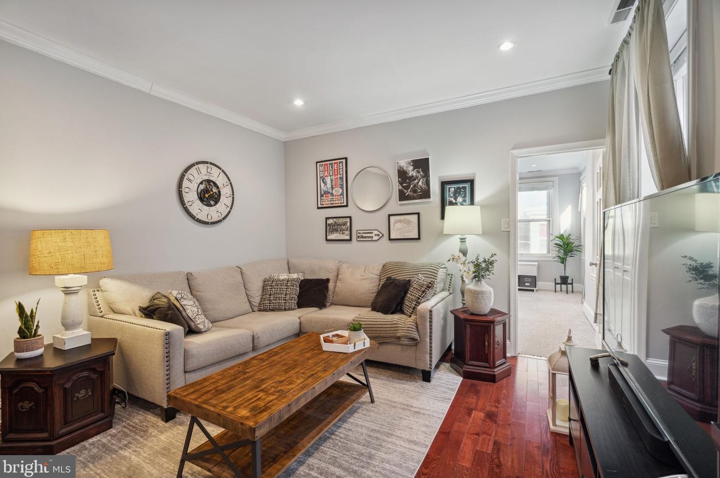 1705 Wallace St, Philadelphia, PA 19130-3337