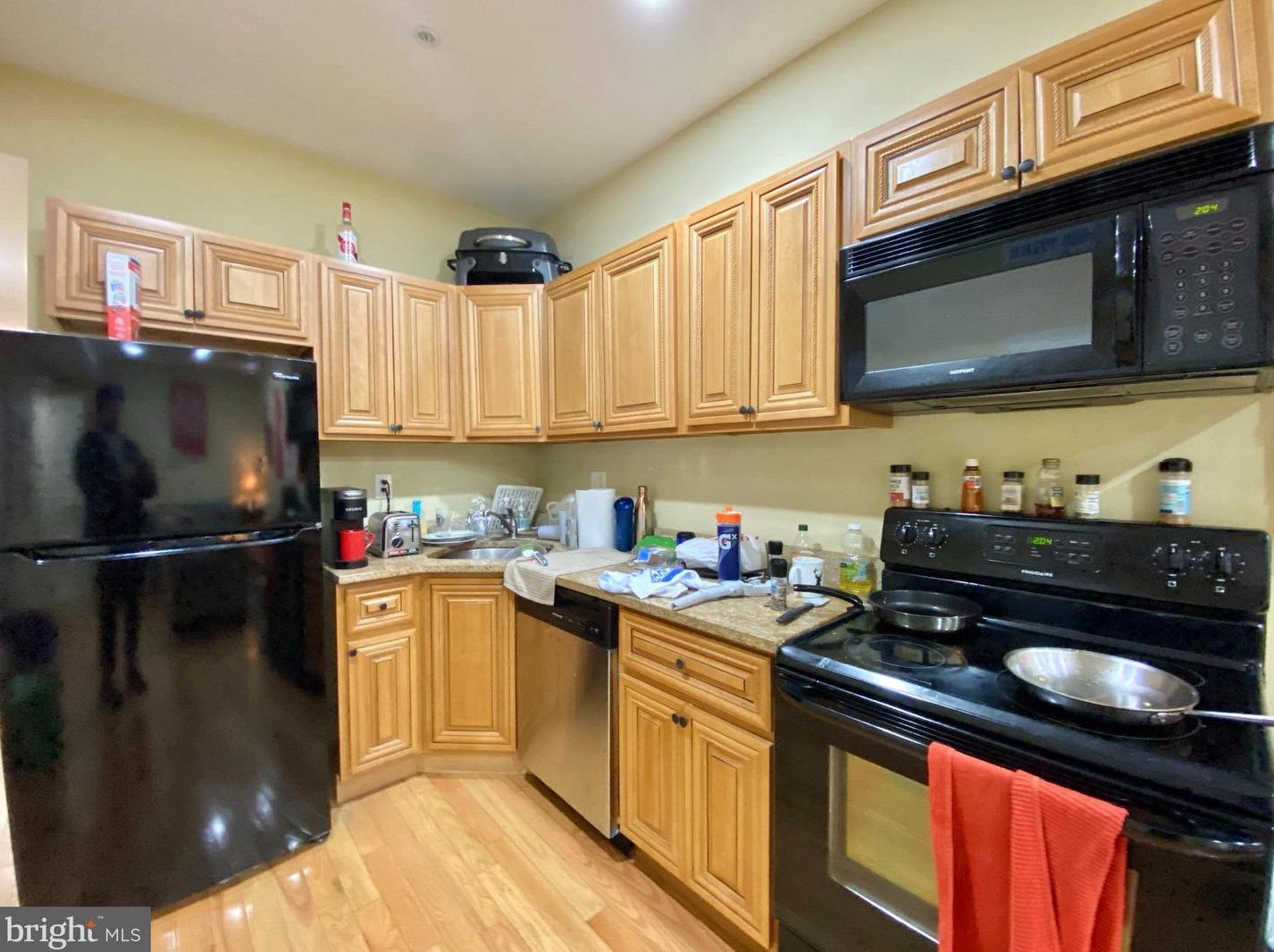 1409 W Jefferson St #b, Philadelphia, PA 19121