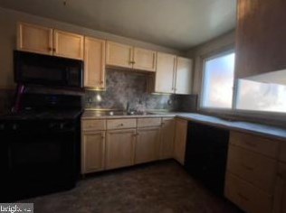 8431 Thouron Ave, Philadelphia, PA 19150-2308