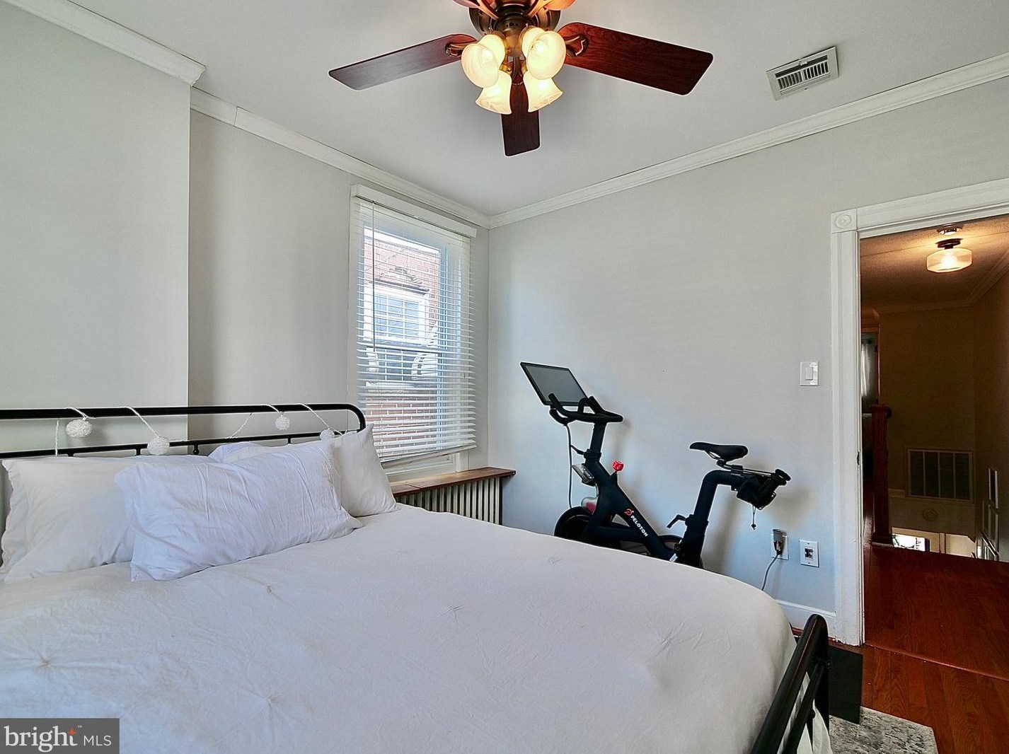 1944 Galloway St, Philadelphia PA  19148-2626 exterior