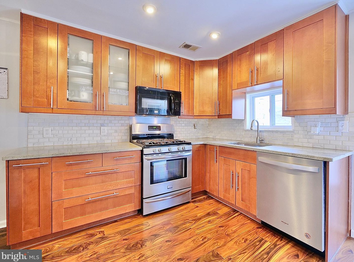 1944 Galloway St, Philadelphia PA  19148-2626 exterior