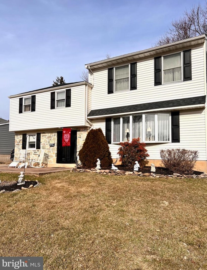 9705 Glenhope Rd, Philadelphia, PA 19115-2909
