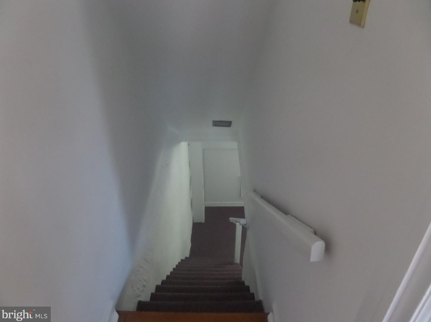 211 Stevens St, Philadelphia PA  19111-5916 exterior