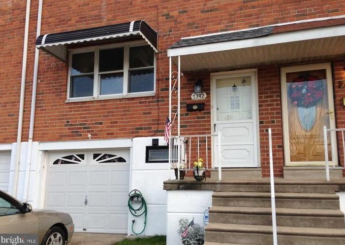 7342 Meadow Lark Pl, Philadelphia, PA 19153-2306