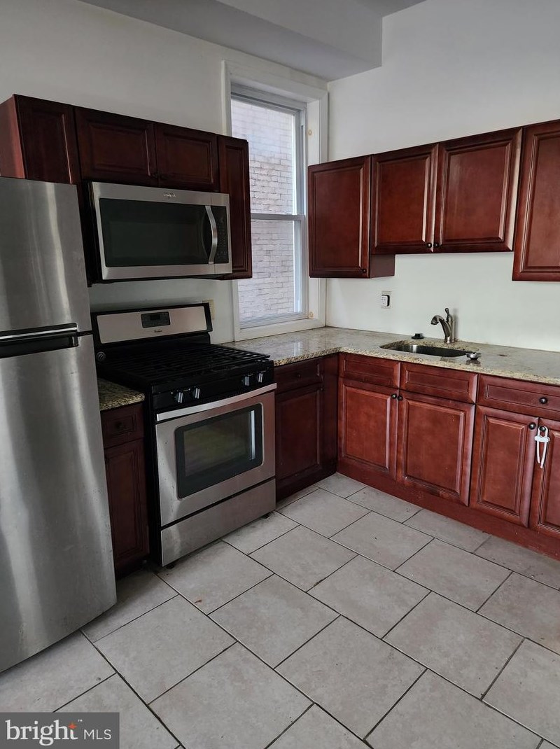 1215 W Allegheny Ave #2, Philadelphia, PA 19133