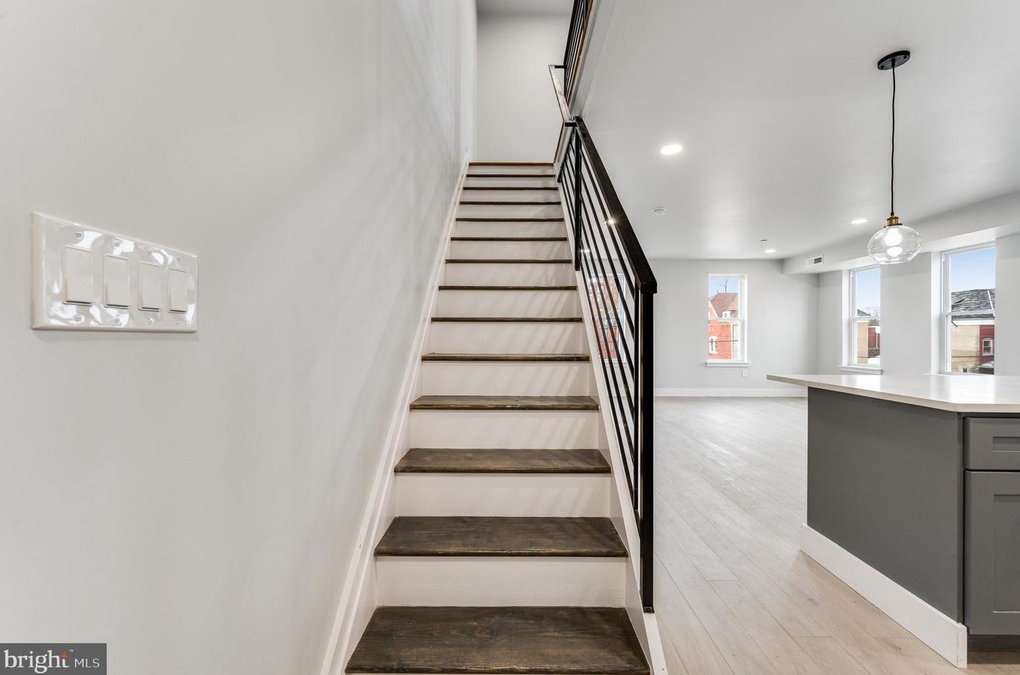 833 N 40th St #4, Philadelphia, PA 19104