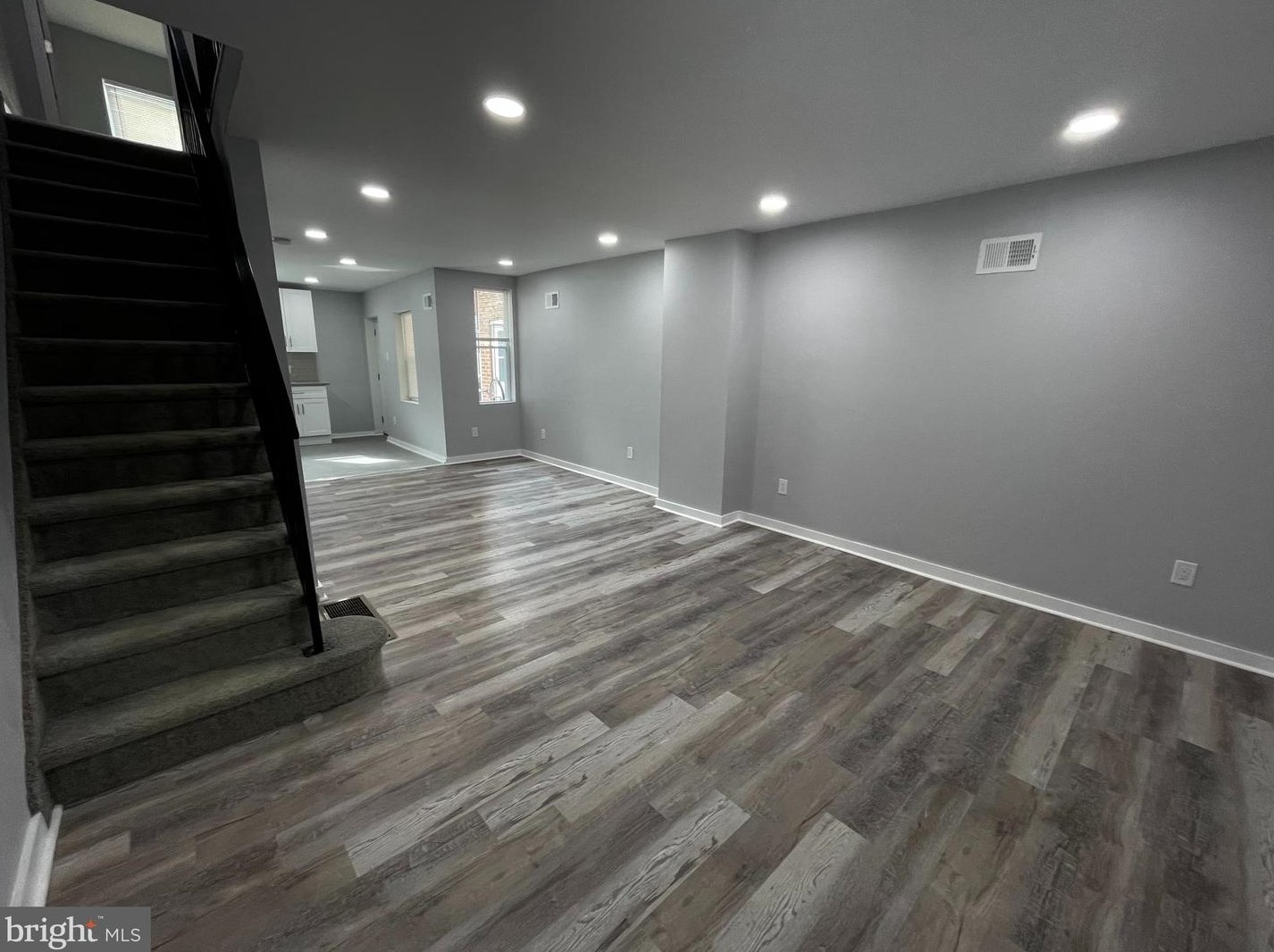 2874 Gillingham St, Philadelphia, PA 19137-1917