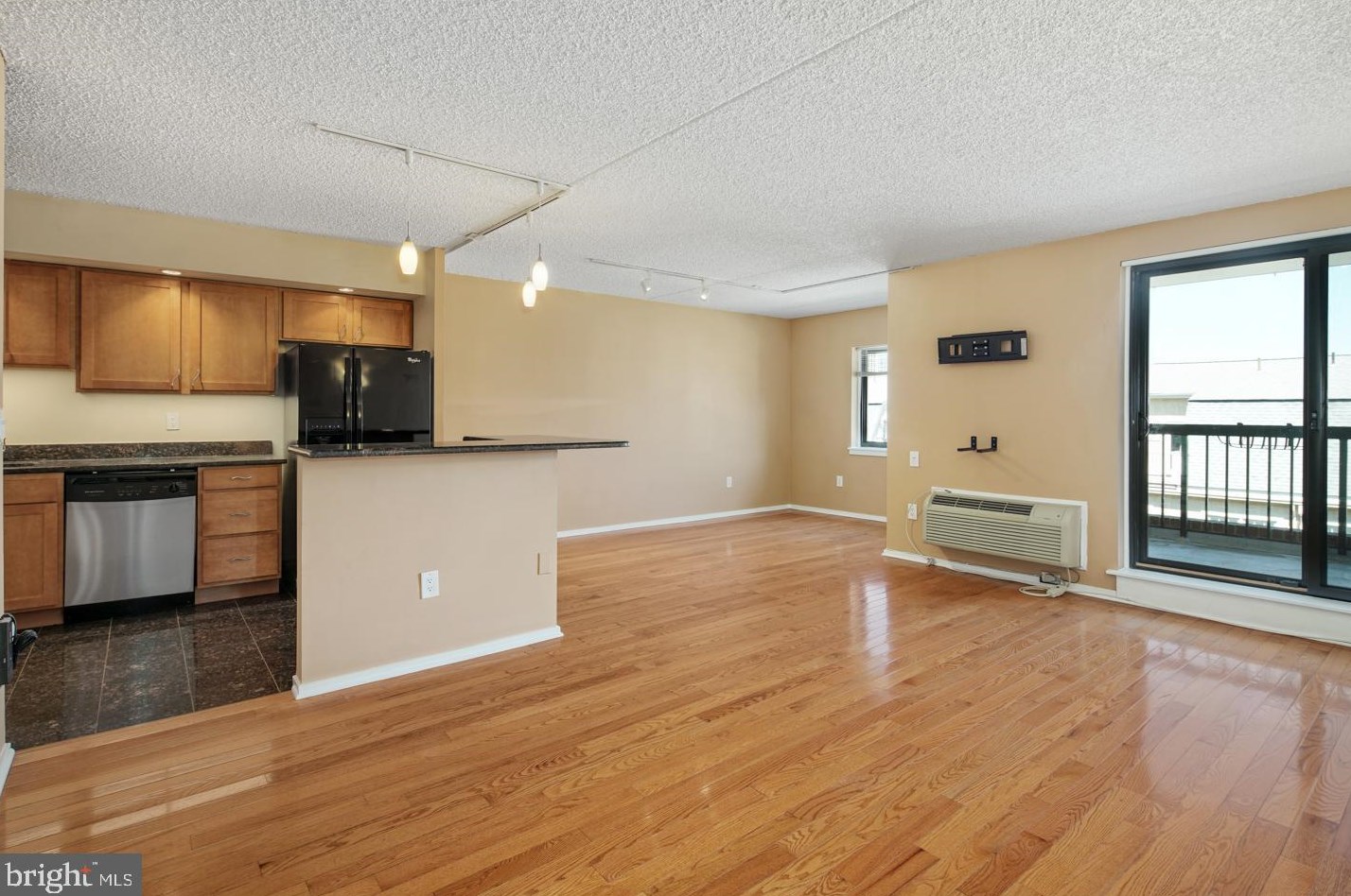 200 Lombard St #637, Philadelphia, PA 19147