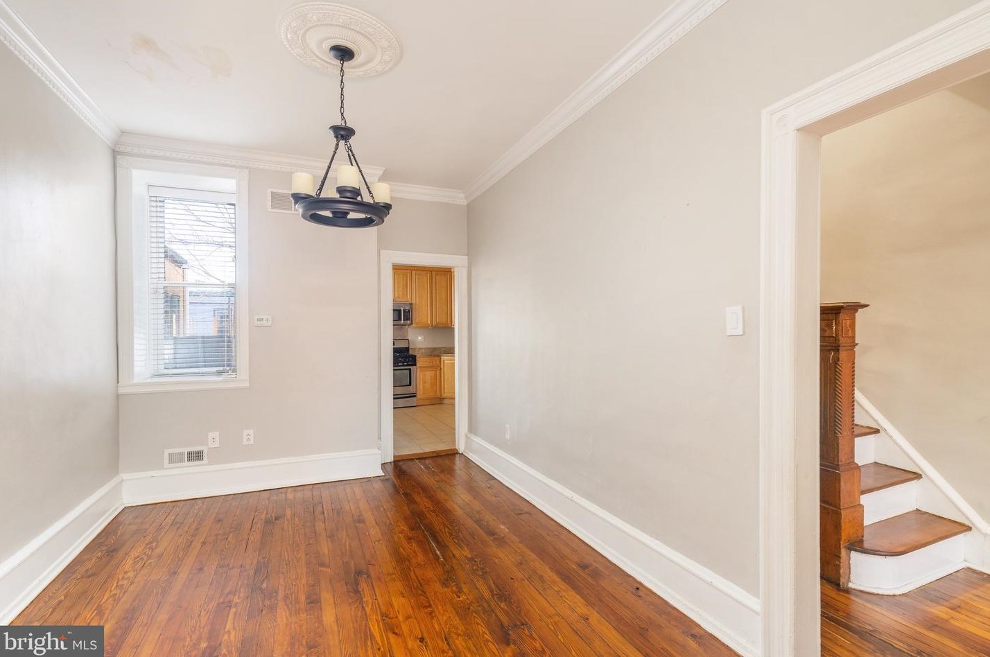 784 Taney St, Philadelphia PA  19130-2418 exterior