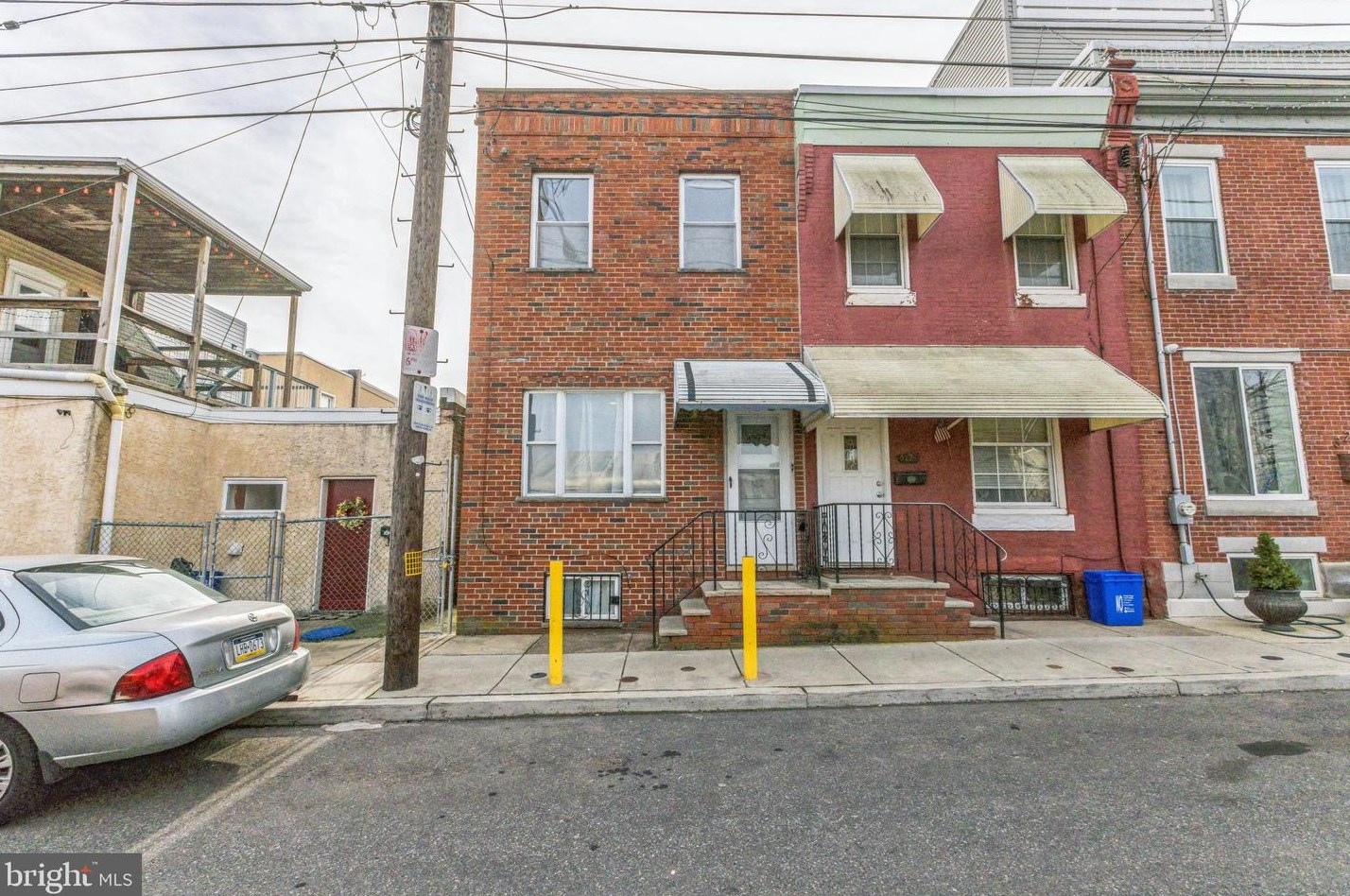 3277 Mercer St, Philadelphia, PA 19134-5241