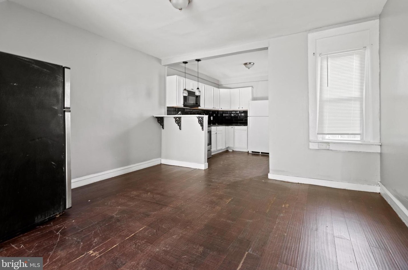 6513 Allman St, Philadelphia PA  19142-1923 exterior