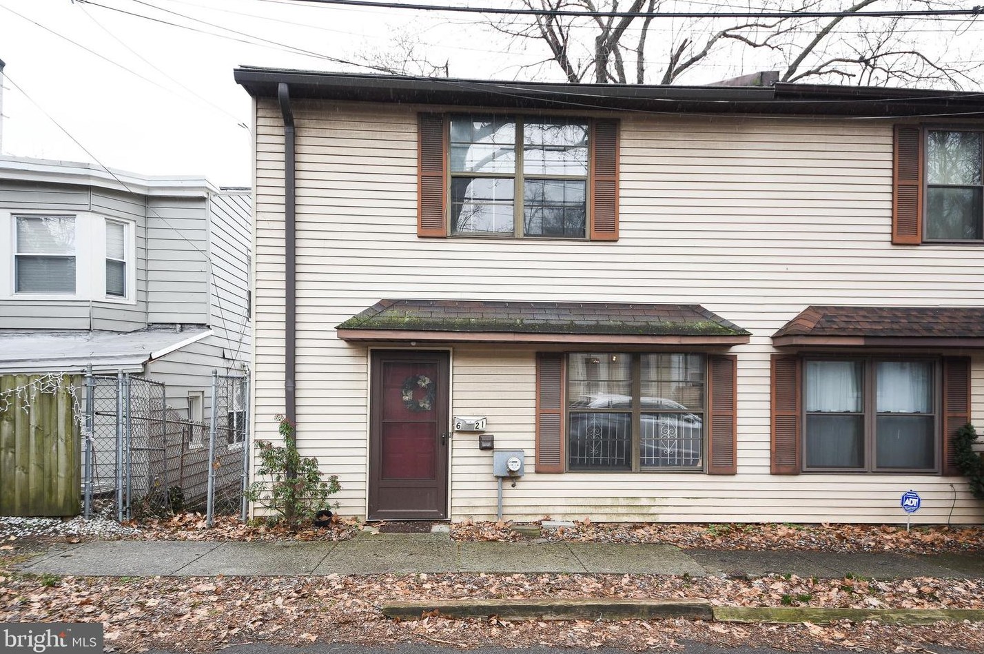 621 Naomi St, Philadelphia, PA 19144-3710