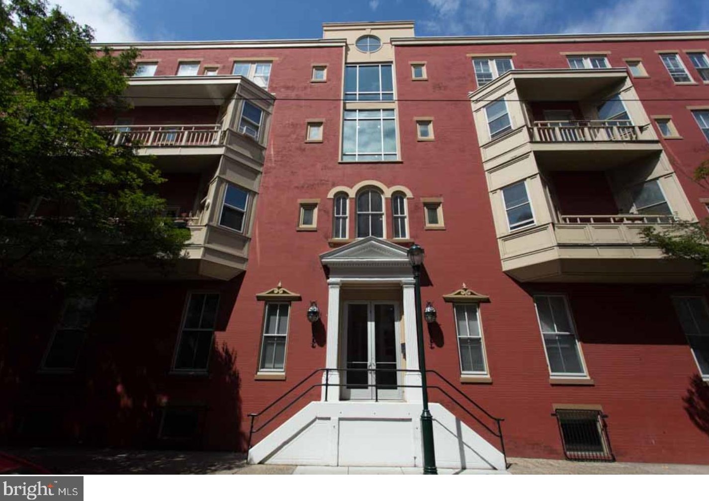 1100 Spruce St Apt 2a, Philadelphia, PA